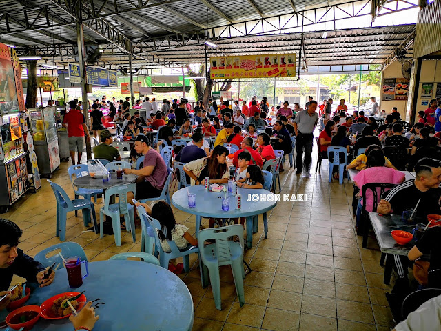 Ah Hou Roast Meat. One of the Best Ipoh Roast Meat Stalls 阿豪烧肉档 Ah Hou Roast Meat. One of the Best Ipoh Roast Meat Stalls 阿豪烧肉档