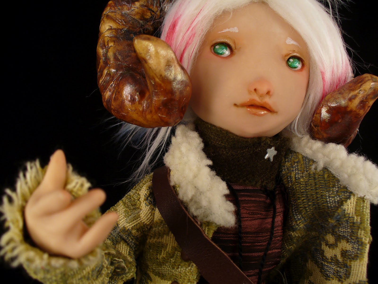 mammalfeathers Eden the doll