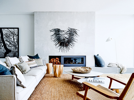 Eclectic beach home in Sydney. Living room. Photo by Anson Smart via Vogue Living