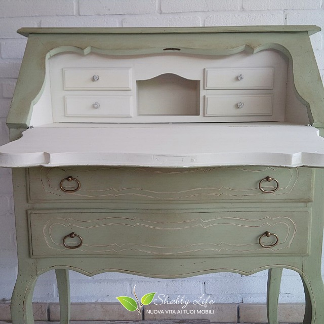 ricolorare uno scrittoio