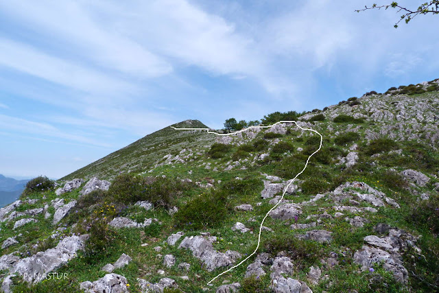 Collao Miradorín y Pico El Cabezu - Sierra de Las Aves Collao Miradorín y Pico El Cabezu - Sierra de Las Aves