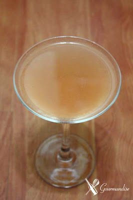 Gourmandise hendrick's gin Lillet Peychaud's bitters orange juice