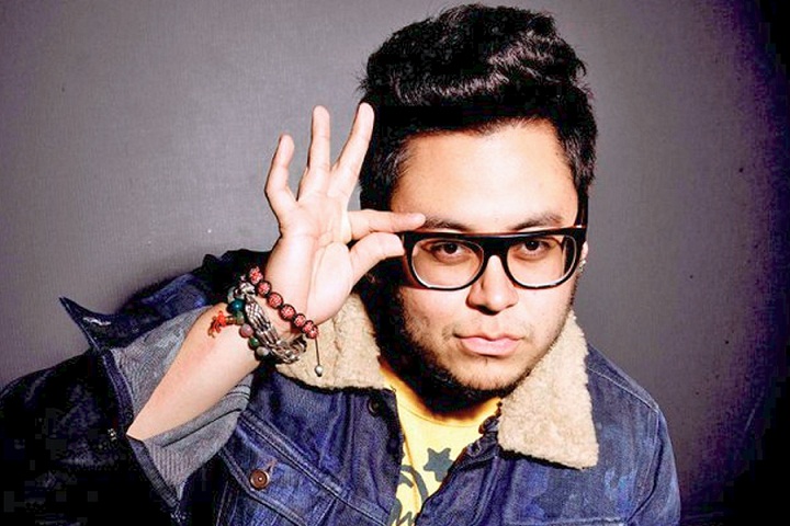Daftar Album dan Judul Lagu Andrew Garcia Daftar Album dan Judul Lagu Andrew Garcia