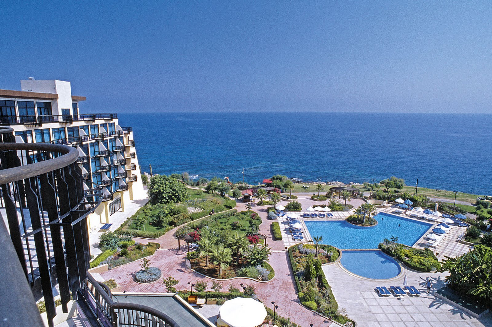 Luxotic World Top Ten Luxury Holidays Worldwide