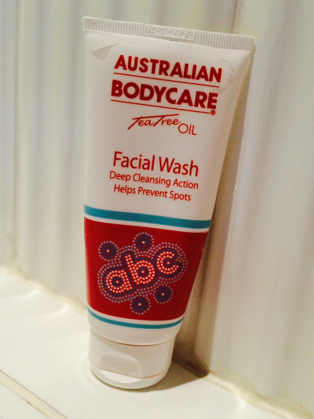 fiktion I øvrigt ovn Australian Bodycare Facial Wash and Spot Stick - Quick Review