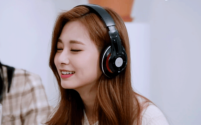 어제자 스타로드 사나, 쯔위 [113mb]