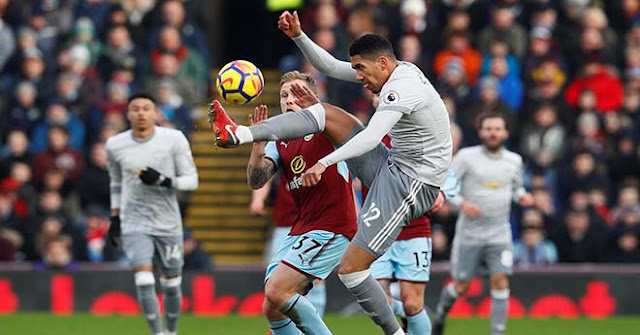 Video Burnley - MU: Kịch chiến bạo lực, phòng ngự lên ngôi Video Burnley - MU: Kịch chiến bạo lực, phòng ngự lên ngôi