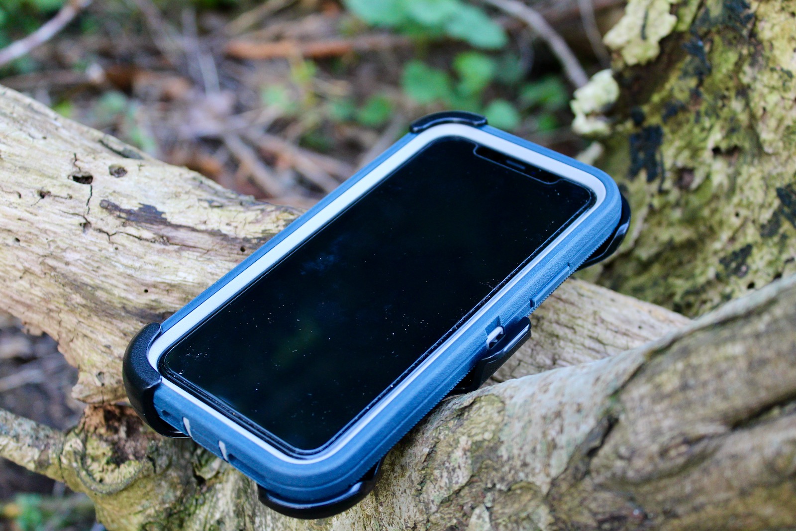 Review – Otterbox Defender iPhone 11 Phone Case