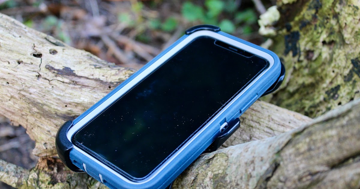 Review Otterbox Defender iPhone 11 Phone Case