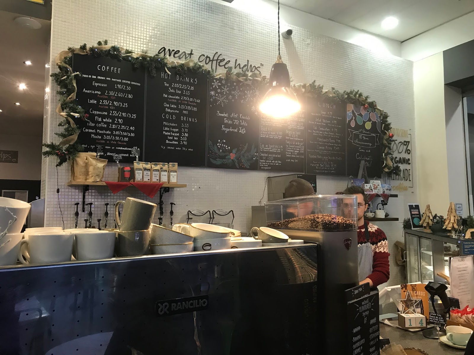  Esquires Coffee Shop 10 Years celebration A m a n i A l w a d i