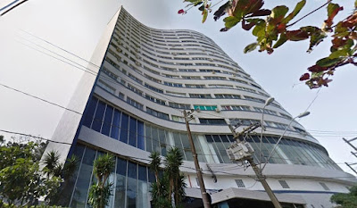 Casal aluga apartamento e é espionado por câmera pelo proprietário Casal aluga apartamento e é espionado por câmera pelo proprietário