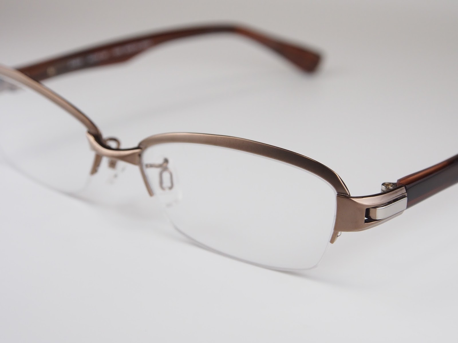 【新規取扱】Darwin（ダーウィン）入荷 愛知県岡崎市で1882年創業の眼鏡専門店 メガネの吉川屋ブログ