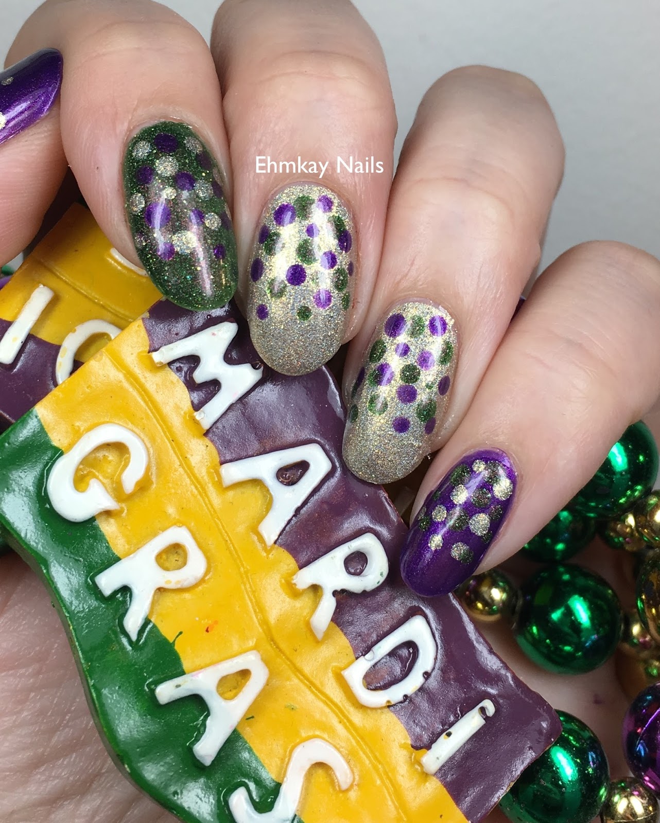 ehmkay nails Mardi Gras Nail Art with Girly Bits