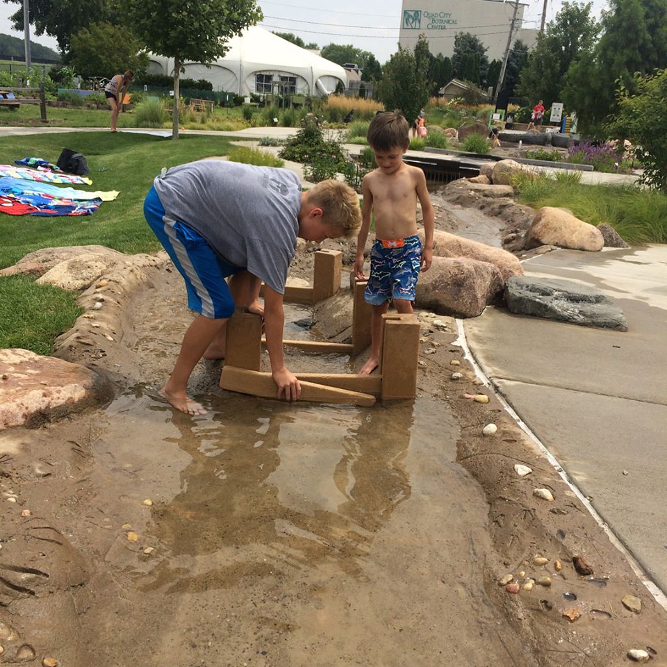 Quad City Botanical Garden