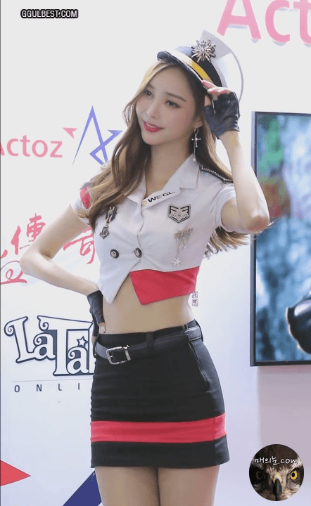https://4.bp.blogspot.com/-DtWfEfLcf_E/WsQ2g748PQI/AAAAAAAAPGg/TFckhC55DssbM0NkfaVOQSz7t3TuhwsGQCLcBGAs/s1600/GGULBEST_18_16.gif