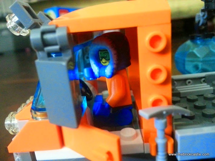 LEGO City Arctic Ice Crawler 60033 Review minifigure scientist explorer in vehicle cab