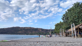 Pantai Senggigi