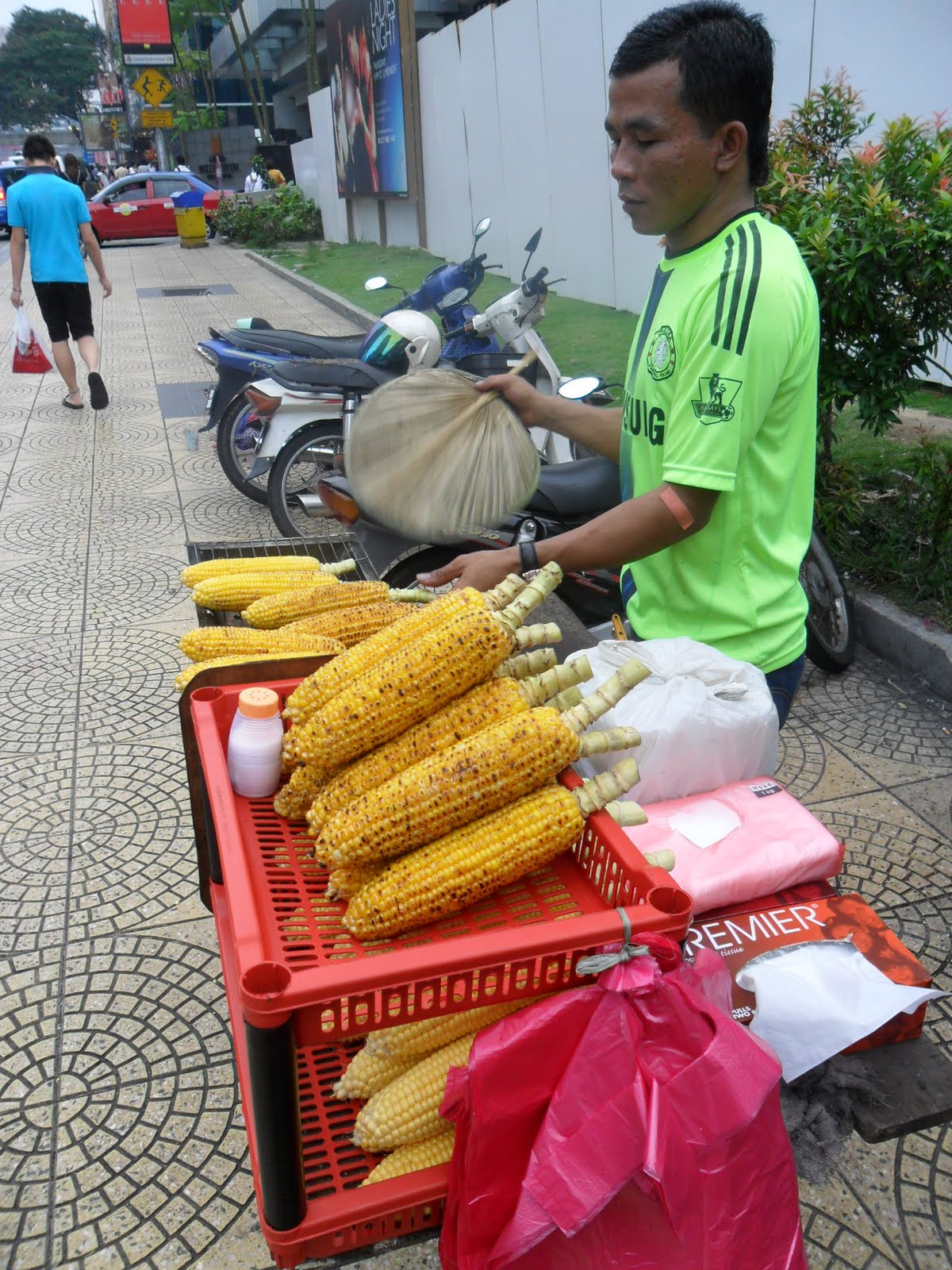 Gardens Centre Street food in KL Traditional Ice cream