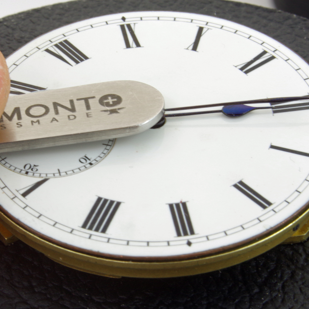 Oxford Pocket Watches Fitting a minute hand