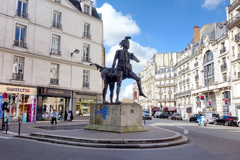 Paris Le Centaure de César Place MichelDebré VIème Paris la