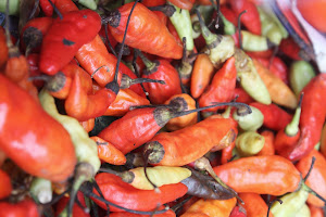 Spicy pepers op de markt in Ubud Bali