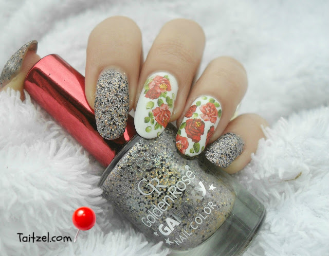roses nail art 