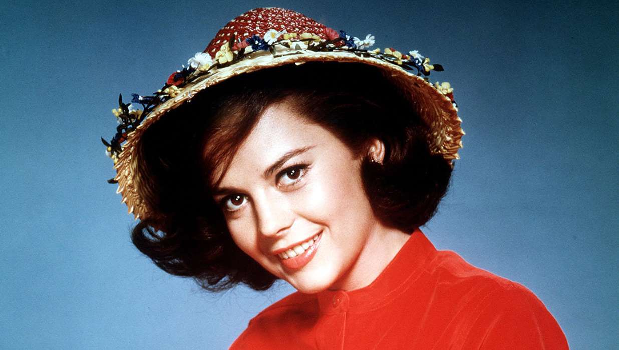 Gorgeous Natalie Wood  Stunning Colorful Vintage Shots from the Late 1950s and 1960s - 67