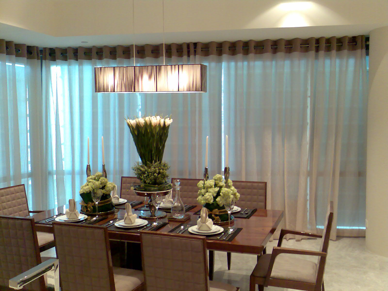 CORRI TRACK PTE LTD Curtains and Blinds