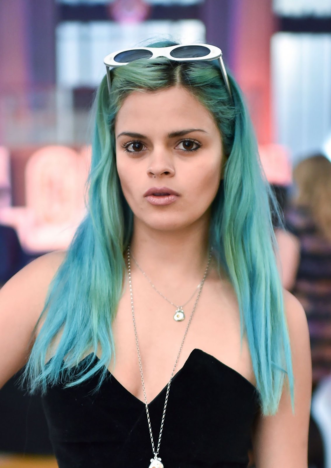 Celebrities With Weird Hair Color 2017 Trend Krazy Fashion Rocks