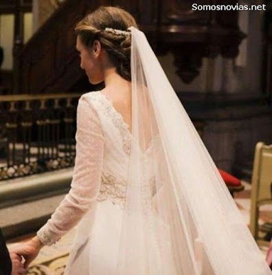 Peinados de Novia con Tiara