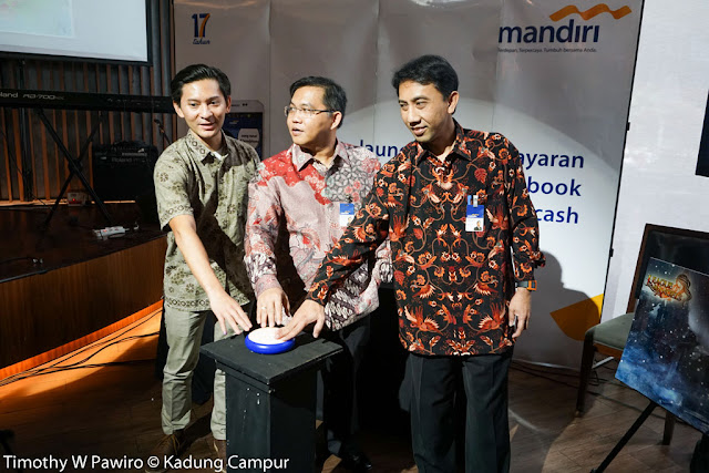 Indonesia - Jakarta - Hard Rock Cafe - Launching Mandiri e-cash untuk online payment di Facebook - Peresmian