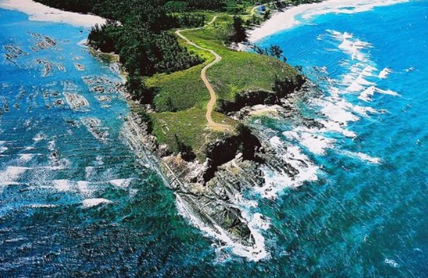 10 'Syurga' Malaysia Yang Wajib Dikunjungi Tanjung Simpang Mengayau, Sabah