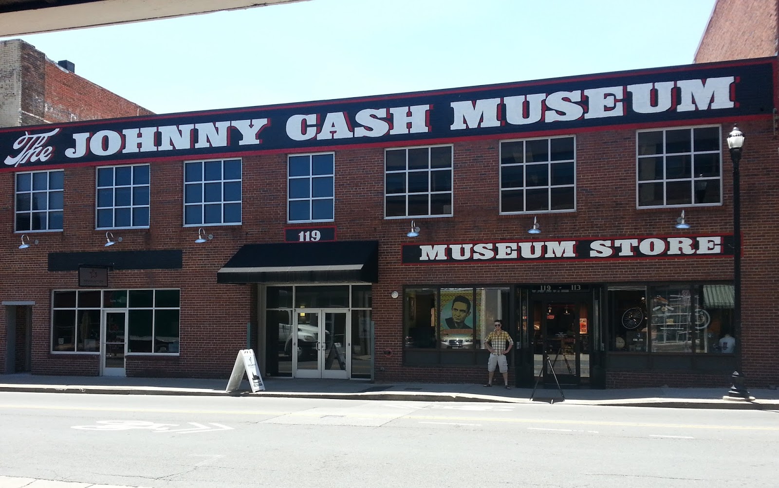 The Shabby Green Warehouse The Johnny Cash Museum (Museum Store