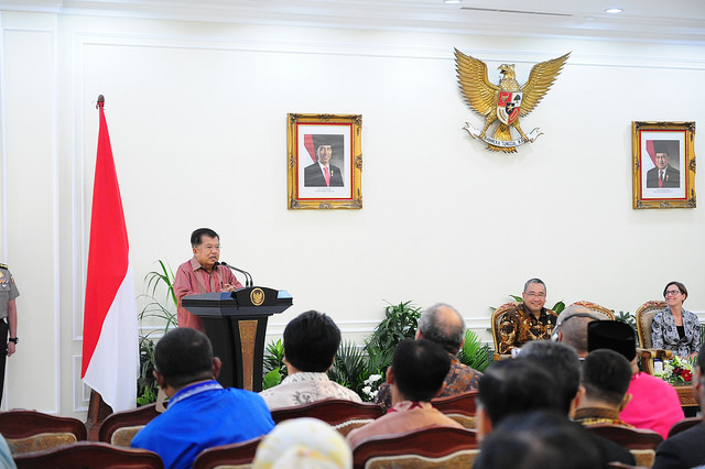 Contoh MC Pembawa Acara Memperingati Hari Jadi Desa - KangDidik.com