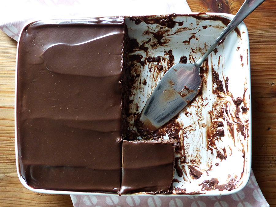 Choco-choco natillas con galletas y nueces | Hierbas y especias