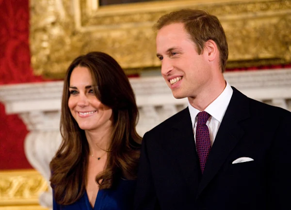 Prince William and Catherine , Duchess of Cambridge reveal the name of their son: George Alexander Louis