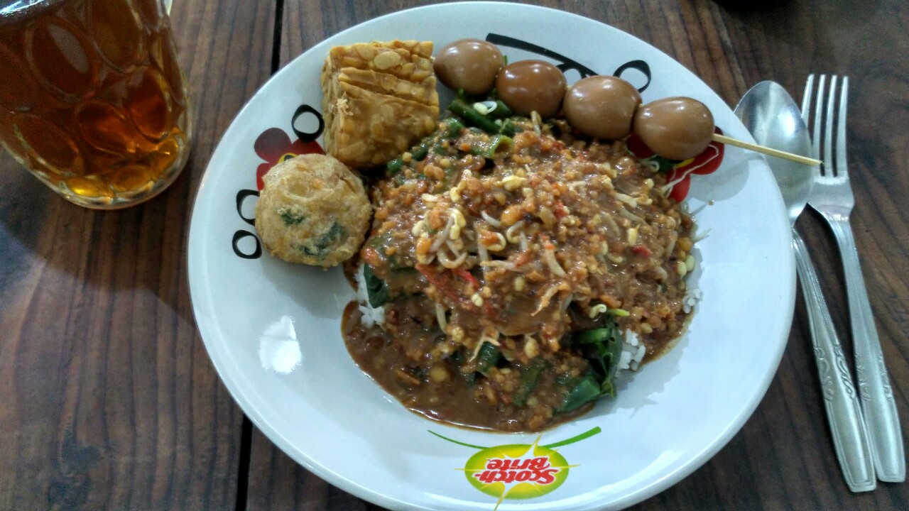 liburan ke yogya, jalan-jalan kawasan kali urang, jalan-jalan ke yogya, es krim tempo gelato yogya, lumpia sami jaya, museum gunung api, museum affandi, museum ullen sentalu