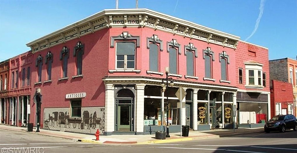 From City to Suburbia 105 South Washington, Constantine, MI 49042