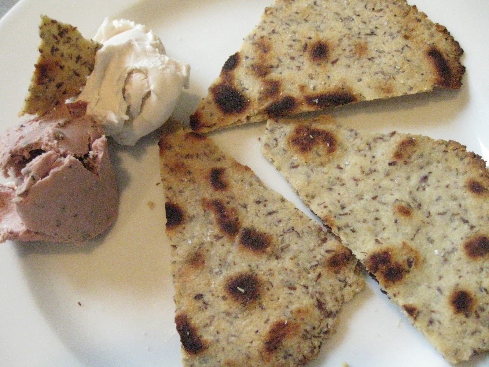 foxtales Almond Flour Flatbread with Olive Oil and Sea Salt