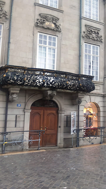 « Guild house "Zunfthaus zur Meisen". »