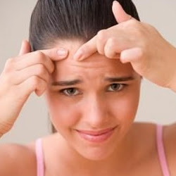 body lotion on face
