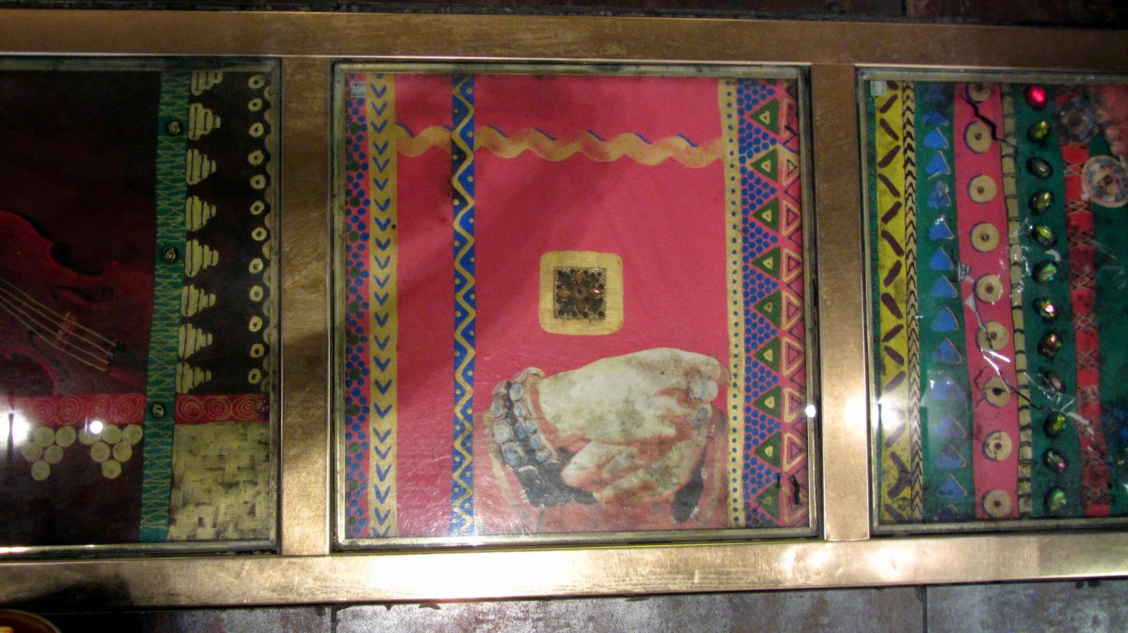 Acoustic Tea Lounge and Art Gallery Khobar Saudi Arabia blogging