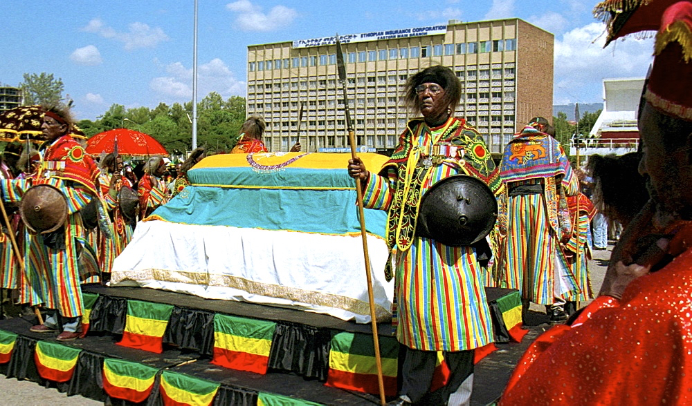 Via Recta الشارع المستقيم Sa Majesté l’Empereur Haïlé Sélassié, un homme d’État de stature