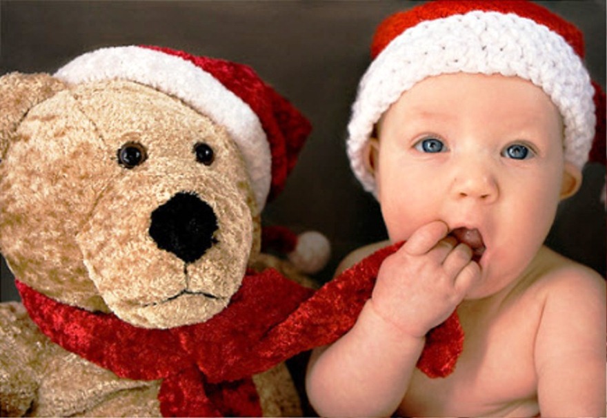 25 Foto Gambar Bayi Lucu Banget Pakai Topi Santa Natal