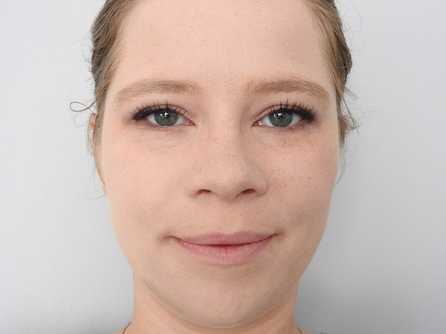 Maquillage poupée cassée pour Halloween