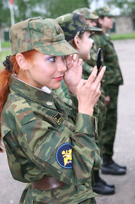 army-girls06.jpg