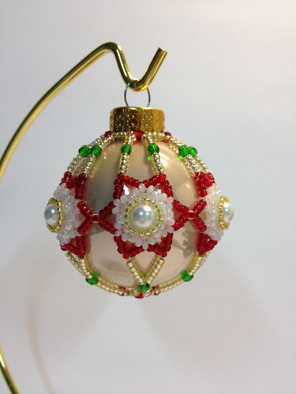 My Creative Corner! Beaded Star Christmas Bulb
