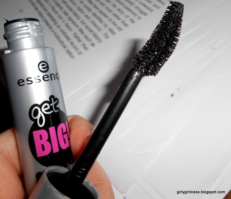 Recenzija Essence maskara GET BIG LASHES "woot woot" randommess