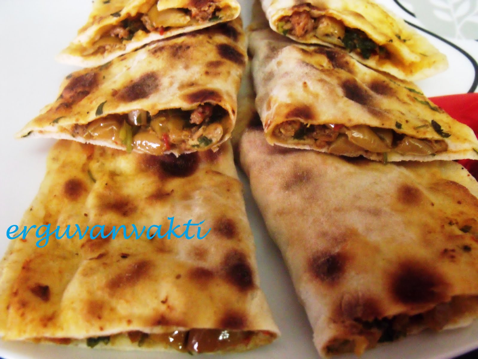 ERGUVAN VAKTİ ZEYTİN BÖREĞİ