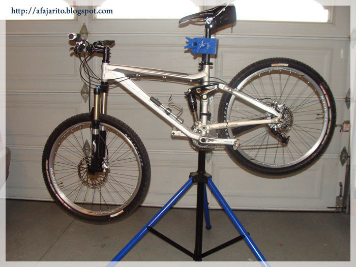 diy bicycle repair stand
